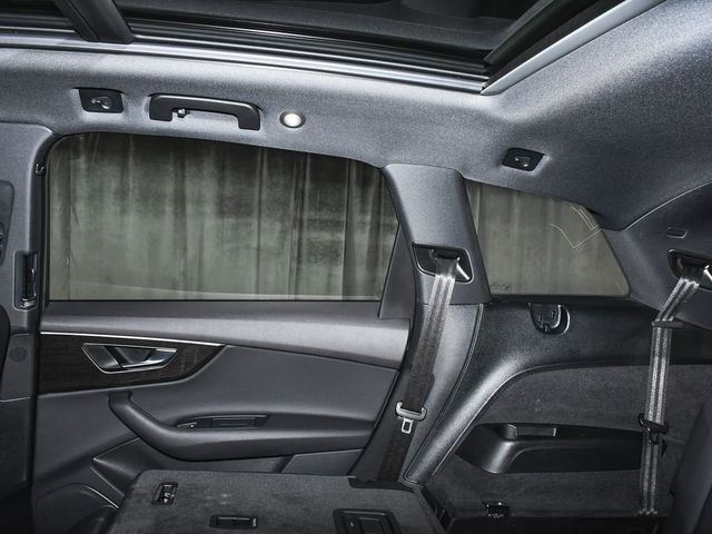 2025 Audi Q7 55 Premium - 23054278 - 61