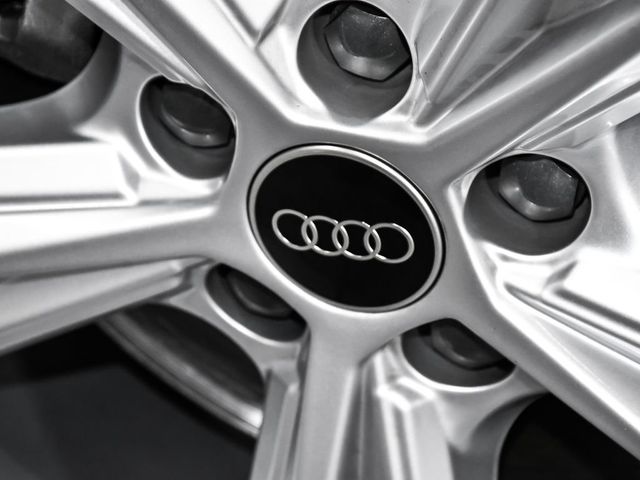 2025 Audi Q7 55 Premium - 23054278 - 94