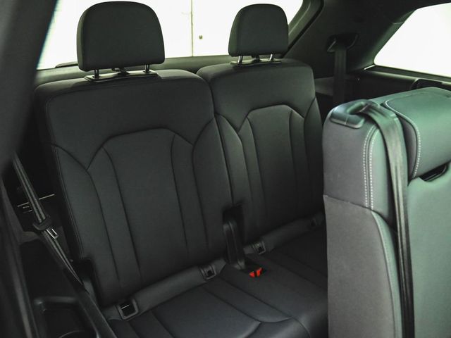 2025 Audi Q7 55 Premium Plus - 23039001 - 36