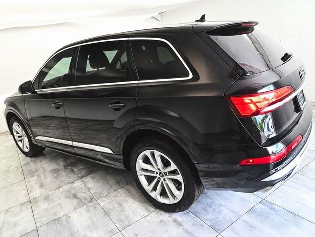 2025 Audi Q7 55 Premium Plus - 23039001 - 3