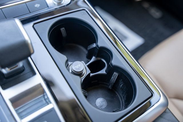 2025 Audi Q7 MSRP$69240/PremiumPlus/ExecutivePkg/PremiumPlusPkg/NAV - 23036246 - 35