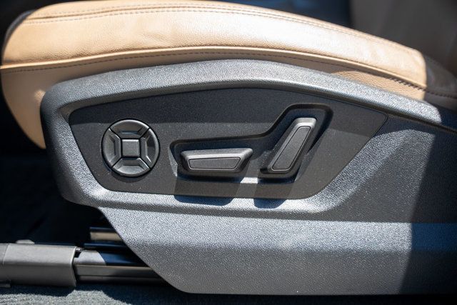 2025 Audi Q7 MSRP$69240/PremiumPlus/ExecutivePkg/PremiumPlusPkg/NAV - 23036246 - 40