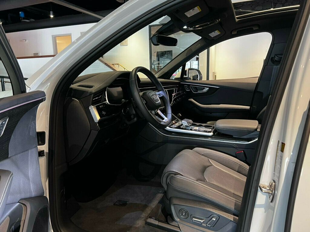 2025 Audi Q7 MSRP$83,880/PrestigePackage/BlackOpticsPackage/Heads-UpDisplay - 23055686 - 14