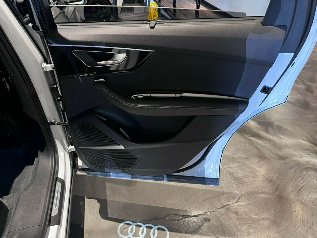 2025 Audi Q7 MSRP$83,880/PrestigePackage/BlackOpticsPackage/Heads-UpDisplay - 23055686 - 23