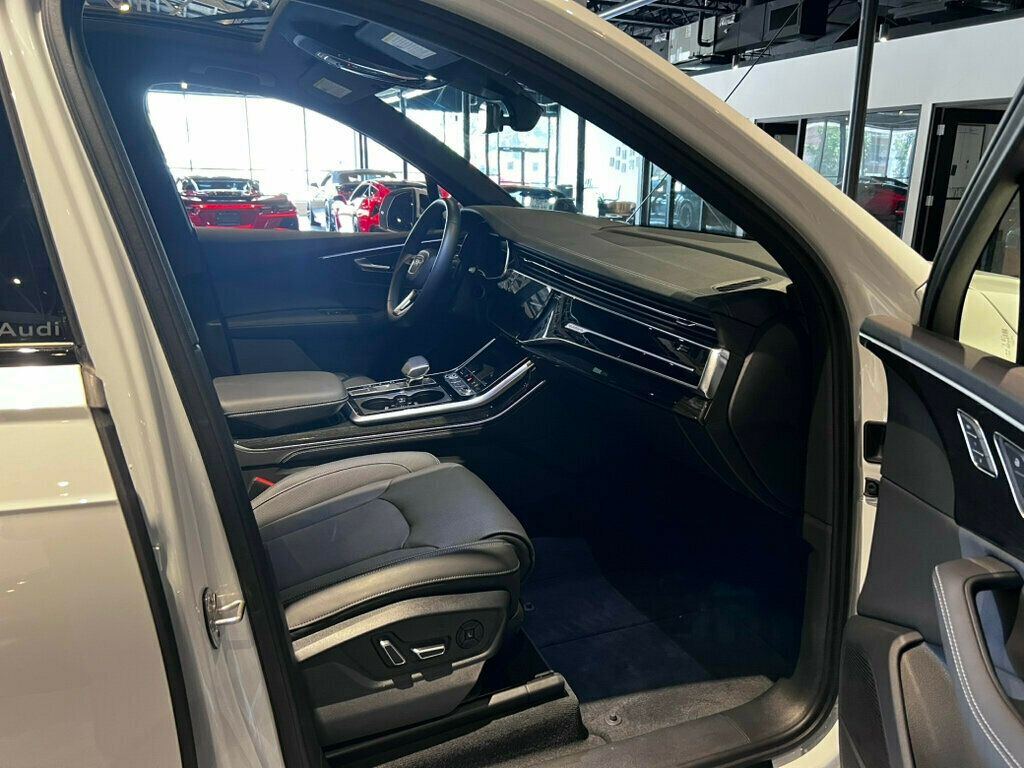 2025 Audi Q7 MSRP$83,880/PrestigePackage/BlackOpticsPackage/Heads-UpDisplay - 23055686 - 27