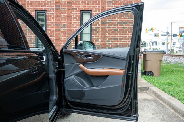 2025 Audi Q7 MSRP$87840/PrestigePkg/LuxuryPkg/BlackOpticPkg/SoftCloseDoors - 23049020 - 43