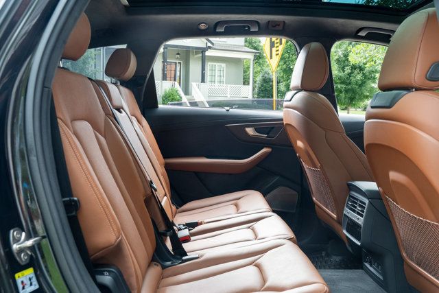 2025 Audi Q7 MSRP$87840/PrestigePkg/LuxuryPkg/BlackOpticPkg/SoftCloseDoors - 23049020 - 52