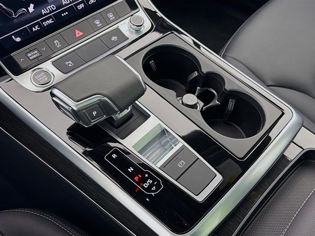 2025 Audi Q7 Premium 45 TFSI quattro - 22981009 - 17