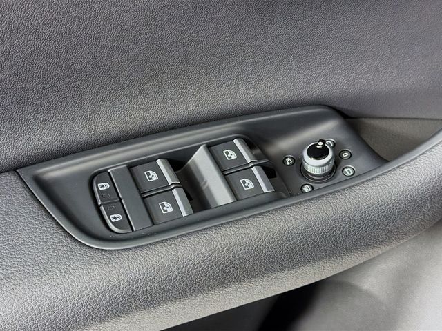 2025 Audi Q7 Premium 45 TFSI quattro - 22981009 - 18