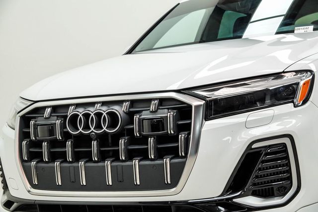 2025 Audi Q7 Premium Plus 55 TFSI quattro - 23026986 - 1