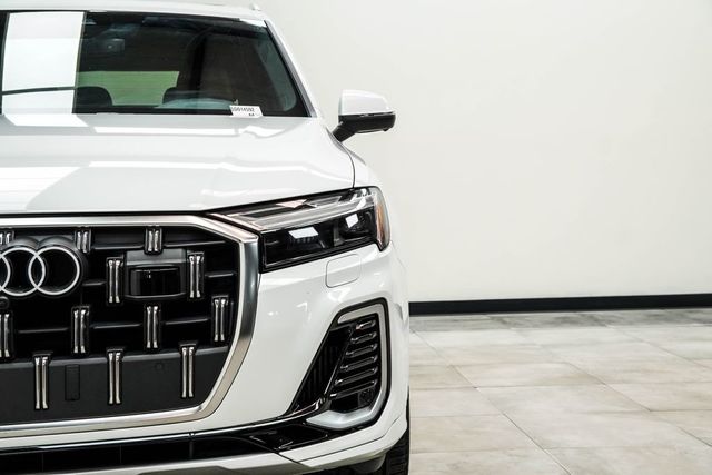 2025 Audi Q7 Premium Plus 55 TFSI quattro - 23026986 - 3
