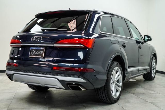 2025 Audi Q7 Premium Plus 55 TFSI quattro - 23026987 - 11