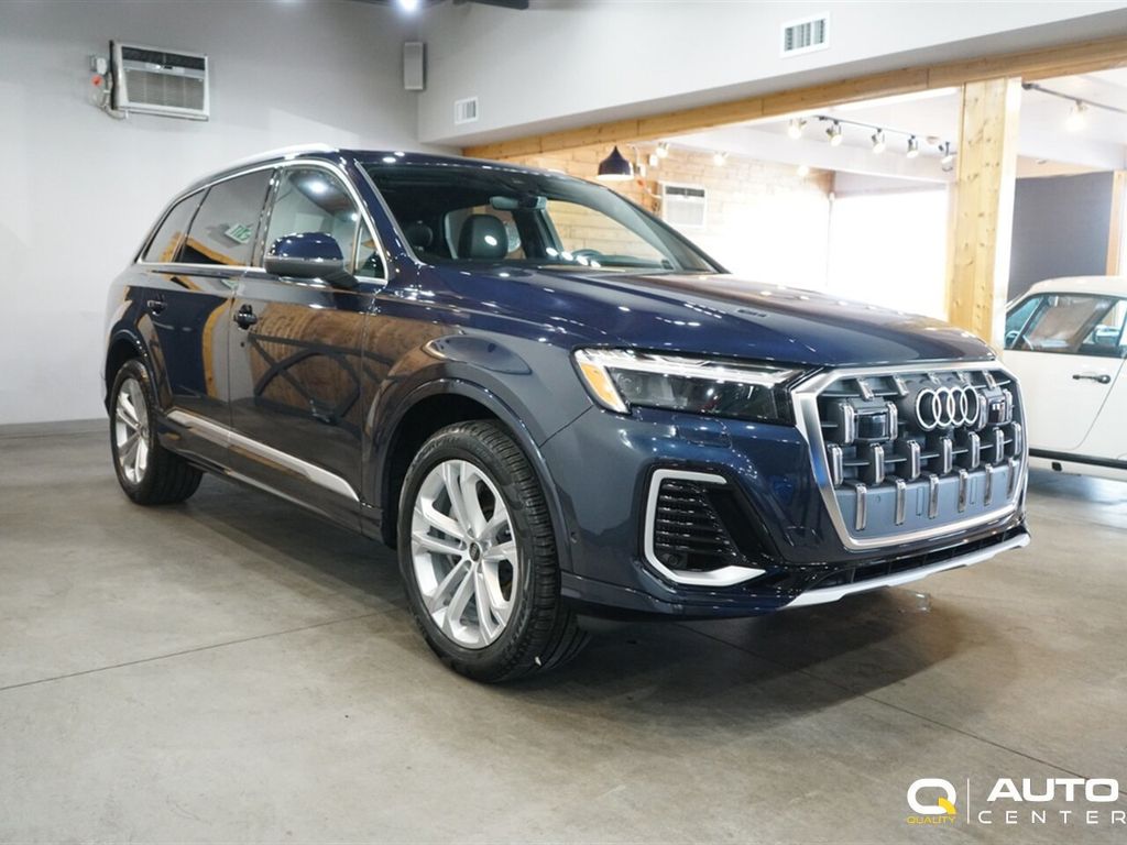 2025 Audi Q7 Premium Plus 55 TFSI quattro - 23021440 - 2