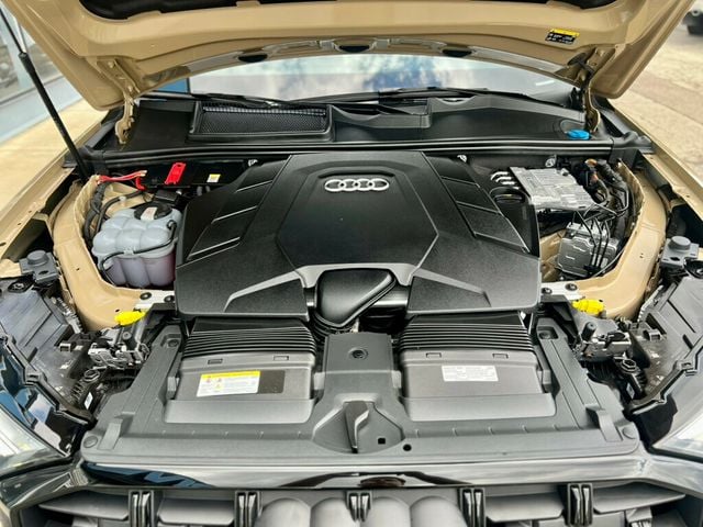 2025 Audi Q7 Premium Plus 55 TFSI quattro - 23020731 - 12