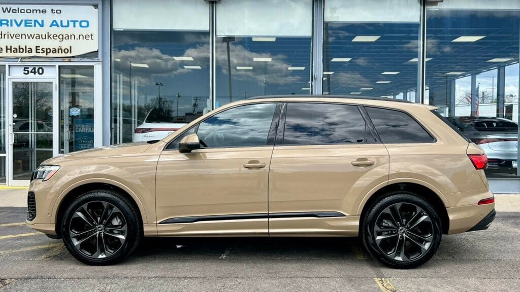2025 Audi Q7 Premium Plus 55 TFSI quattro - 23020731 - 1