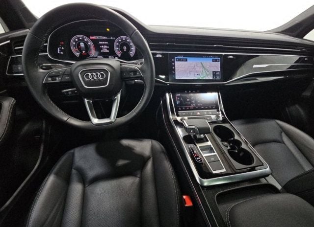 2025 Audi Q7 Premium Plus 55 TFSI quattro - 23020731 - 1