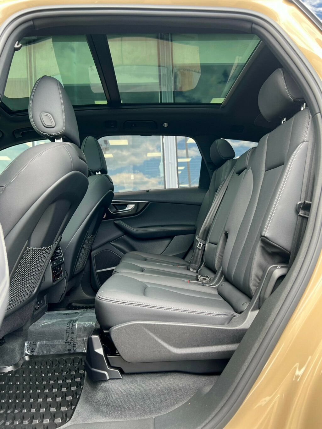 2025 Audi Q7 Premium Plus 55 TFSI quattro - 23020731 - 19