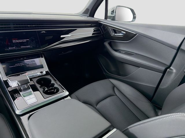 2025 Audi Q7 Premium Plus 55 TFSI quattro - 22947071 - 24