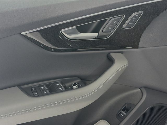 2025 Audi Q7 Premium Plus 55 TFSI quattro - 23016995 - 18