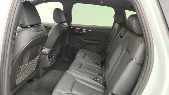2025 Audi Q7 Premium Plus 55 TFSI quattro - 23048013 - 18