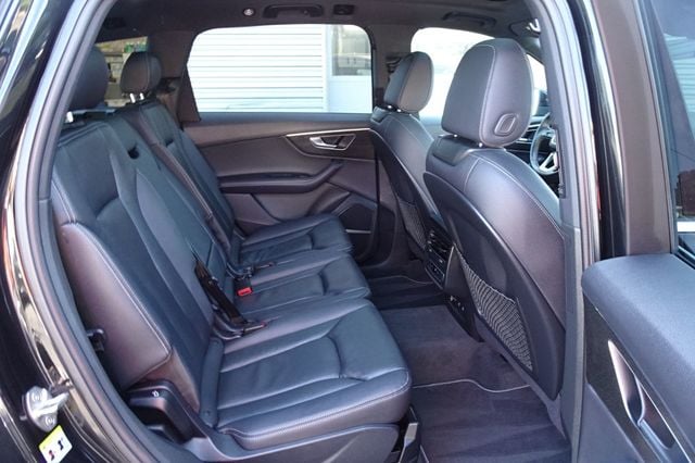 2025 Audi Q7 Premium Plus 55 TFSI quattro - 22923069 - 11