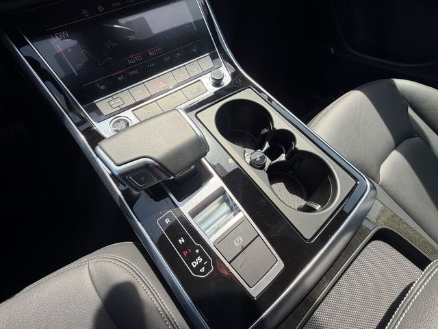 2025 Audi Q7 Premium Plus 55 TFSI quattro w/ Black Optic Pkg & B&O - 22914627 - 17