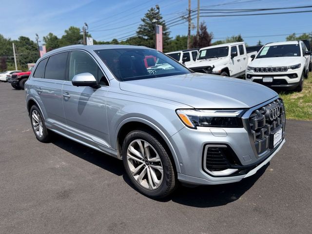 2025 Audi Q7 Premium Plus 55 TFSI quattro w/ Black Optic Pkg & B&O - 22914627 - 1