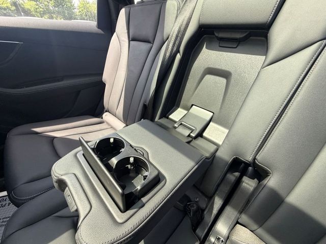 2025 Audi Q7 Premium Plus 55 TFSI quattro w/ Black Optic Pkg & B&O - 22914627 - 24