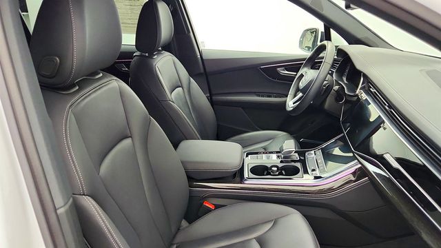 2025 Audi Q7 Premium Plus 55 TFSI quattro w/ B&O Audio - 23041106 - 25