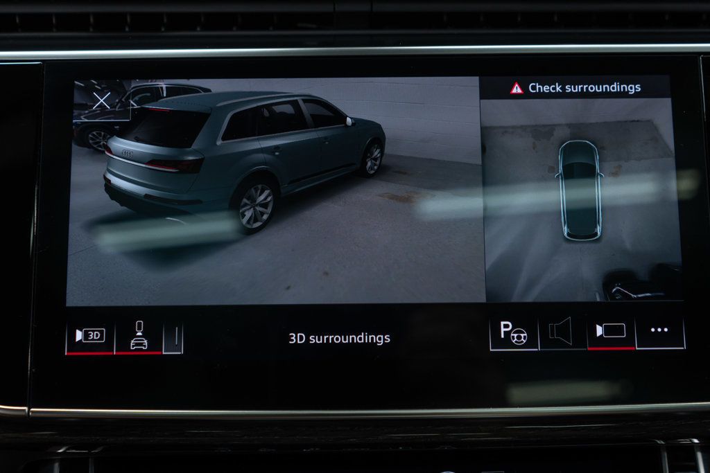 Audi Q7 photo 27