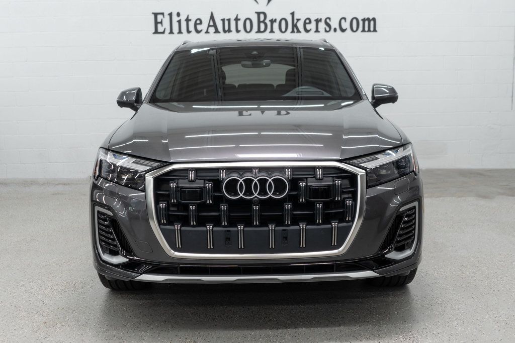 Audi Q7 photo 3