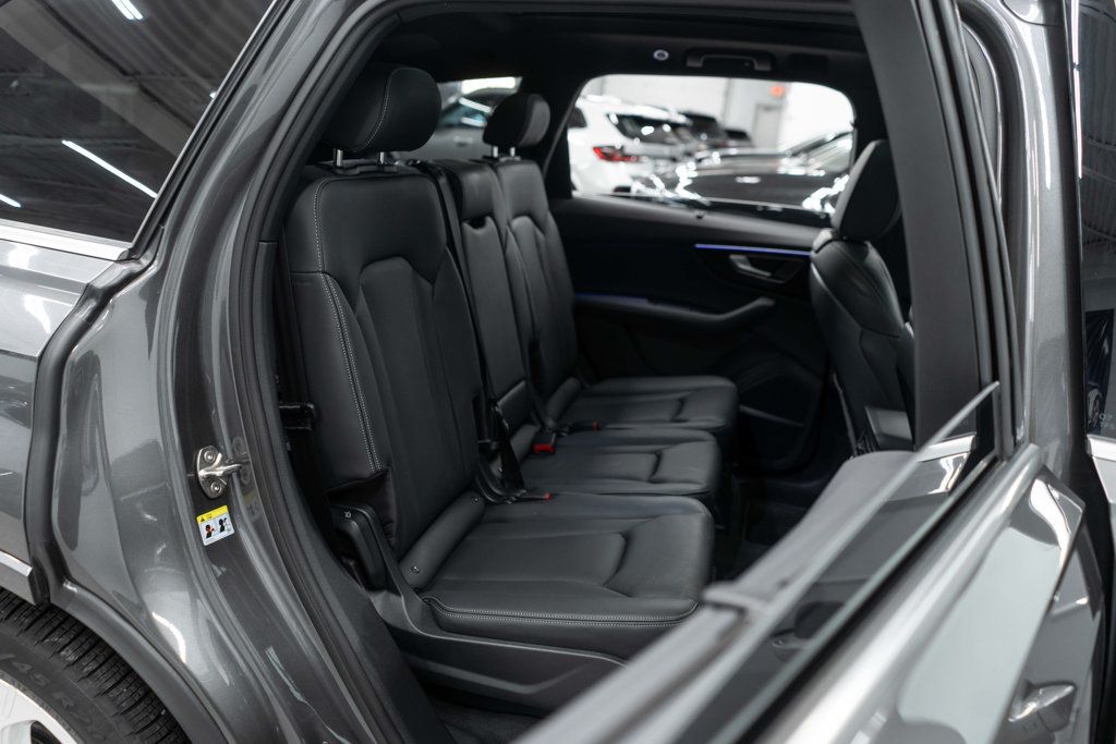 Audi Q7 photo 36
