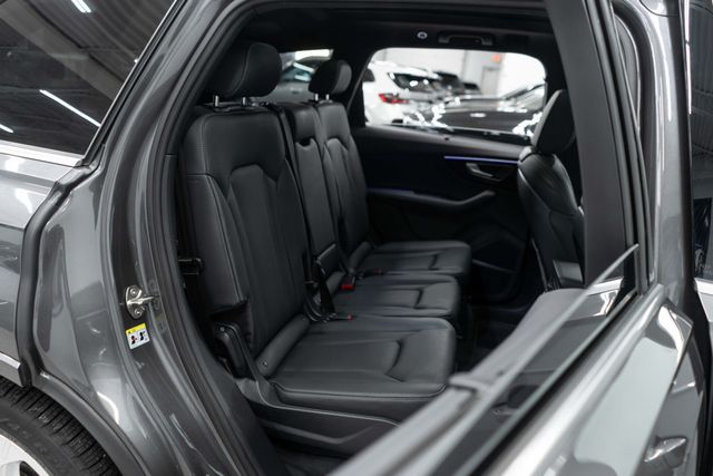 2025 Audi Q7 Prestige 55 TFSI quattro - 23082005 - 35
