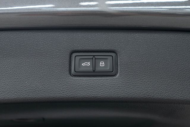 2025 Audi Q7 Prestige 55 TFSI quattro - 23082005 - 39