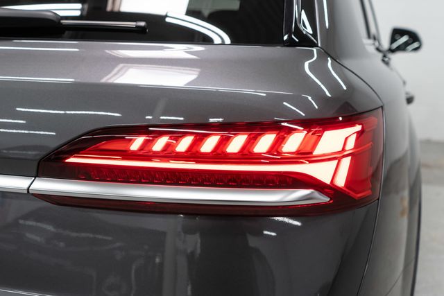 2025 Audi Q7 Prestige 55 TFSI quattro - 23082005 - 54