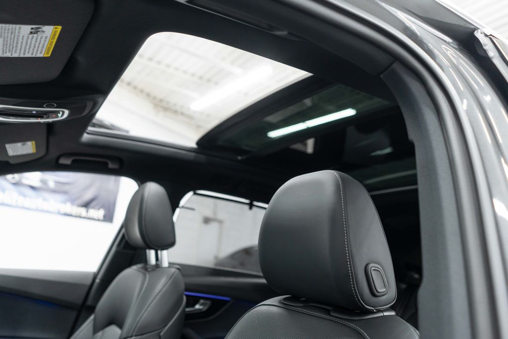 Audi Q7 photo 8