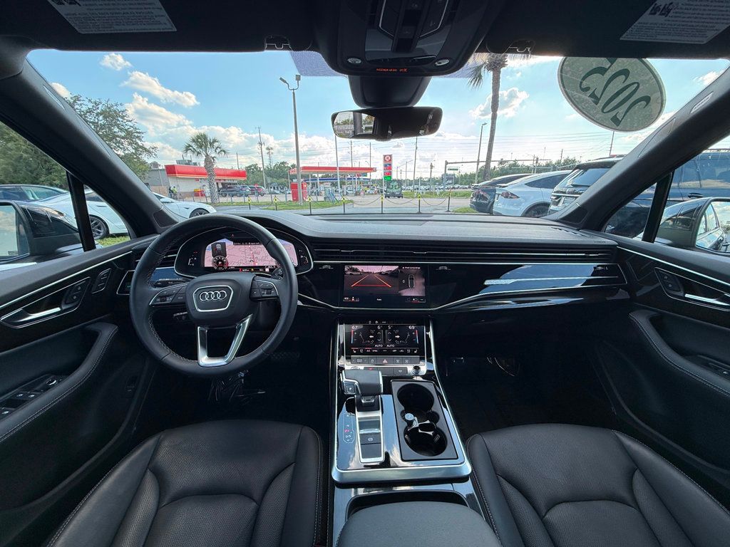 2025 Audi Q7 *Q7 PREMIUM PLUS55 AWD**EXECUTIVE PACKAGE**BLACK OPTIC PACKAGE** - 23021791 - 19