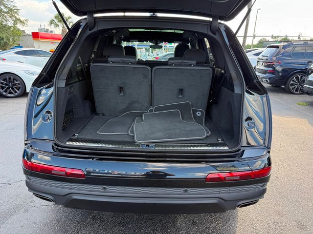 2025 Audi Q7 *Q7 PREMIUM PLUS55 AWD**EXECUTIVE PACKAGE**BLACK OPTIC PACKAGE** - 23021791 - 29