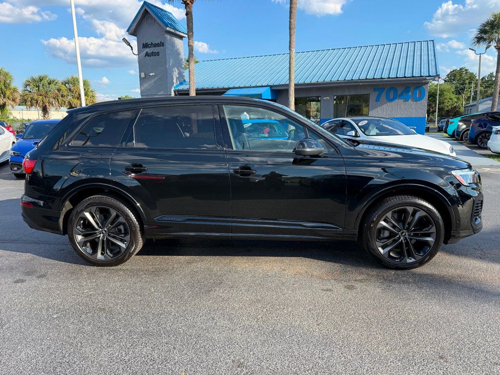 2025 Audi Q7 *Q7 PREMIUM PLUS55 AWD**EXECUTIVE PACKAGE**BLACK OPTIC PACKAGE** - 23021791 - 3