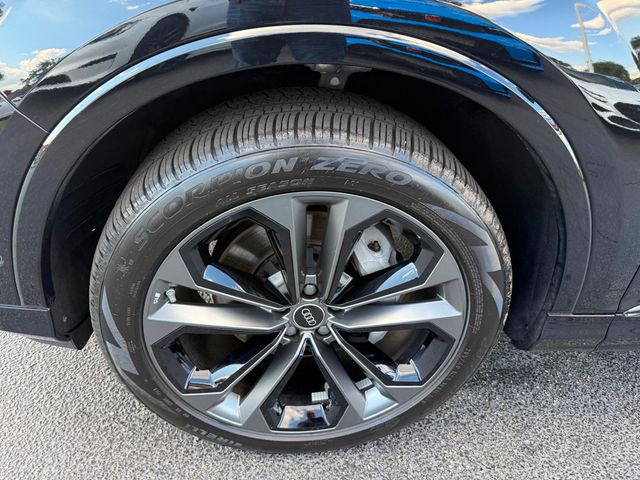 2025 Audi Q7 *Q7 PREMIUM PLUS55 AWD**EXECUTIVE PACKAGE**BLACK OPTIC PACKAGE** - 23021791 - 48