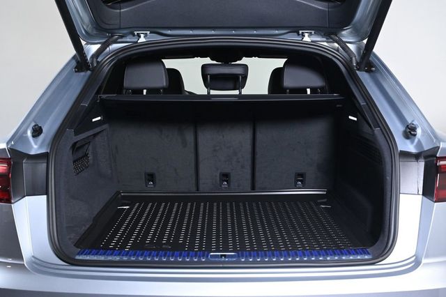 2025 Audi Q8 55 Premium - 23021830 - 21