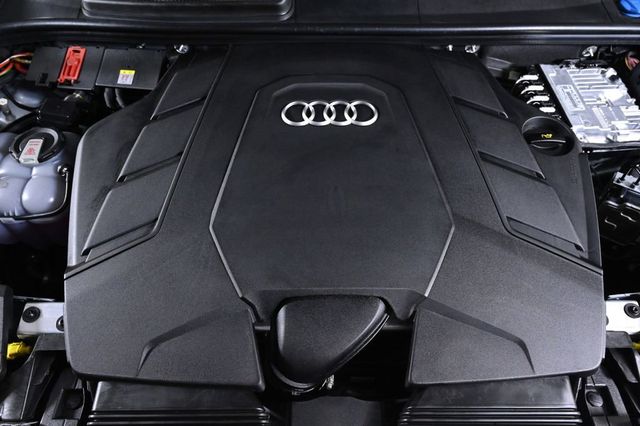 2025 Audi Q8 55 Premium - 23021830 - 22