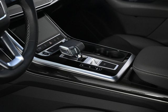 2025 Audi Q8 55 Premium - 23026029 - 18