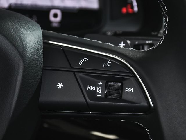 2025 Audi Q8 55 Premium - 22956762 - 36