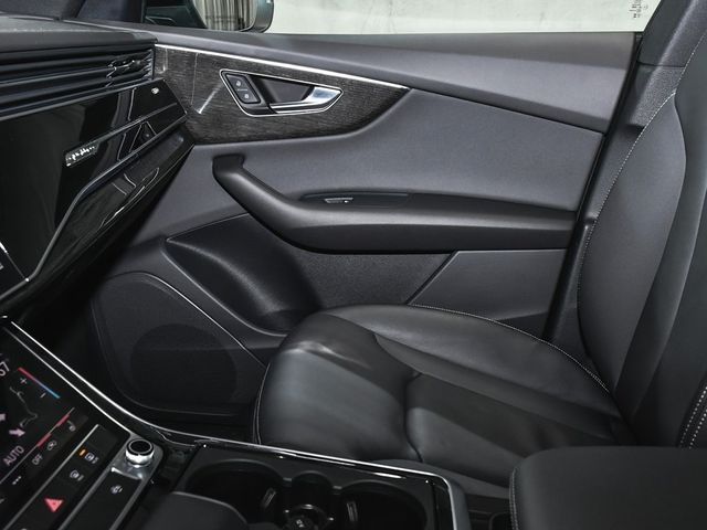 2025 Audi Q8 55 Premium - 22956762 - 47