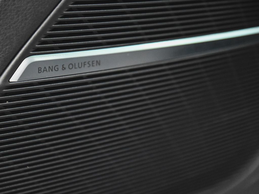 Audi Q8 photo 10