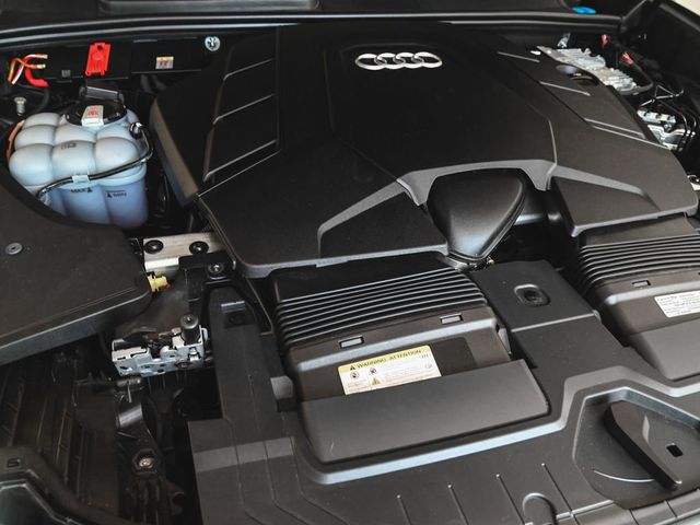 2025 Audi Q8 55 Premium Plus - 23055719 - 38