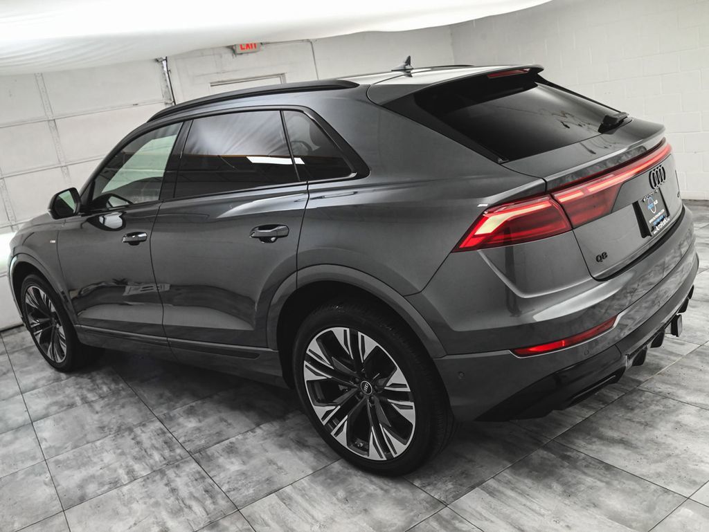 Audi Q8 photo 4