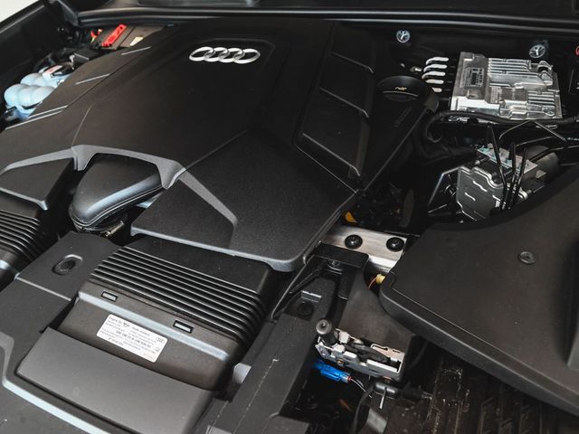 2025 Audi Q8 55 Premium Plus - 23055719 - 39