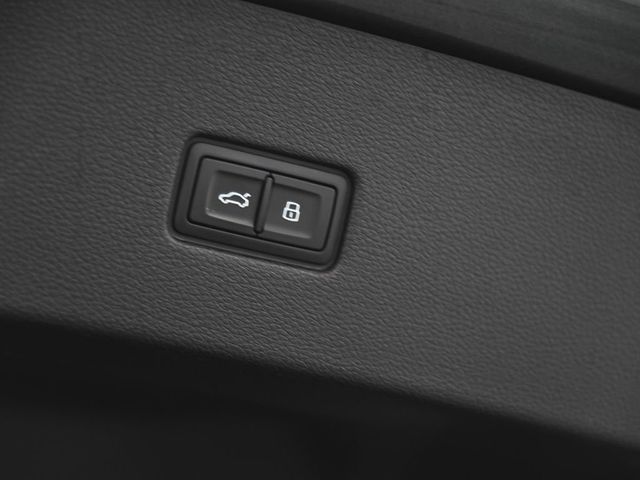2025 Audi Q8 55 Premium Plus - 23055719 - 42